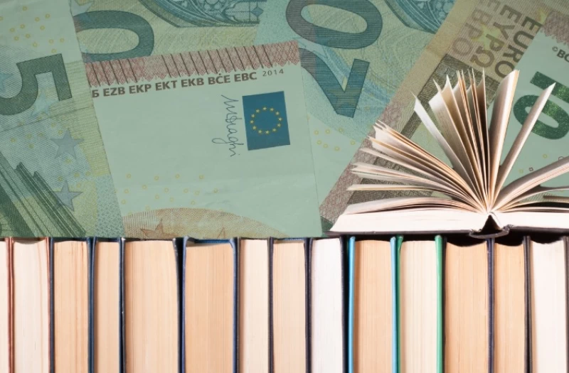 Υψηλό το κόστος της Παιδείας, χαμηλές οι αποδόσεις και σχολεία που ασφυκτιούν